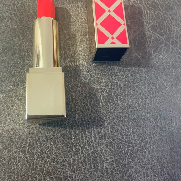 Estée Lauder makeup lot - Picture 4 of 7